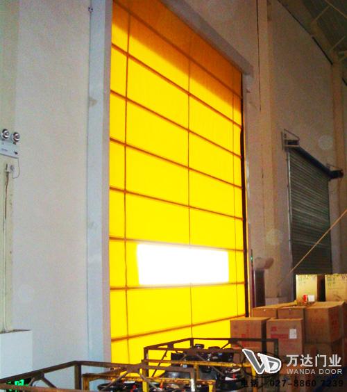 新州镇工厂堆积门